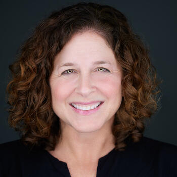 Birmingham based Headshot photographer Amy Wells