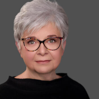 Plymouth Meeting based Headshot photographer Helen Aronson