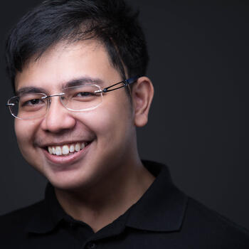 Kajang based Headshot photographer Muhammad Noor