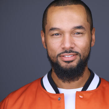 Utrecht based Headshot photographer Sahardid Abdillahi