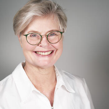 Bayreuth based Headshot photographer Katrin Preisenhammer