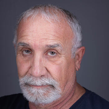 weston based Headshot photographer peter aumaitre