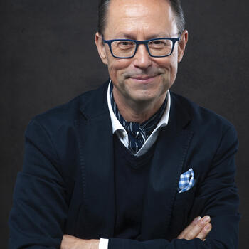 Almancil based Headshot photographer Philip Houtekier