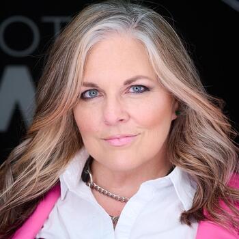 Columbus  based Headshot photographer Kim Wilson