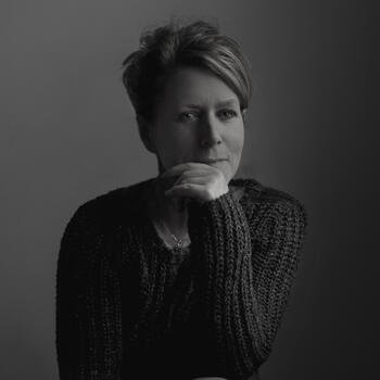 Charlotte based Headshot photographer Liane Morgan