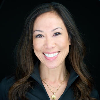 West Des Moines based Headshot photographer Theresa Schumacher