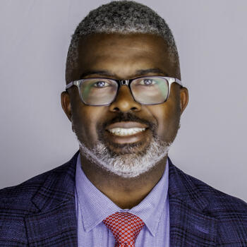 Jackson based Headshot photographer Daryl Lewis