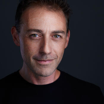 Munich based Associate headshot photographer Fabio Calvelli