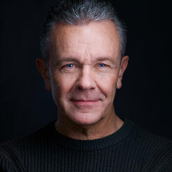 Rapperswil based Associate headshot photographer Christian Funke