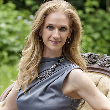 Vestavia based Headshot photographer Dawn Gagye