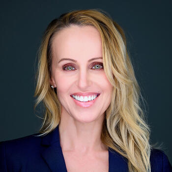 Flemington based Associate headshot photographer Sylwia Wright