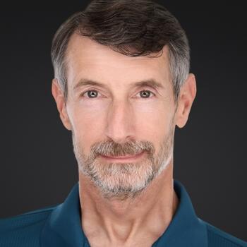 Navarre based Headshot photographer Tim Voruz