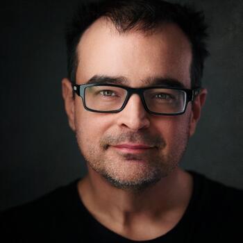 Wentzville based Headshot photographer Joe Wilson