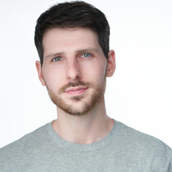 Philadelphia based Associate headshot photographer Matthew Hamilton