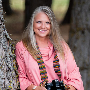 Spokane Valley based Headshot photographer Hiedi Bulkley