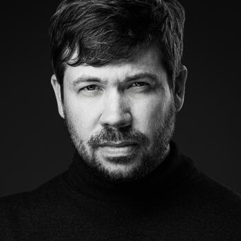 Willebroek based Associate headshot photographer Kwinten Verspeurt