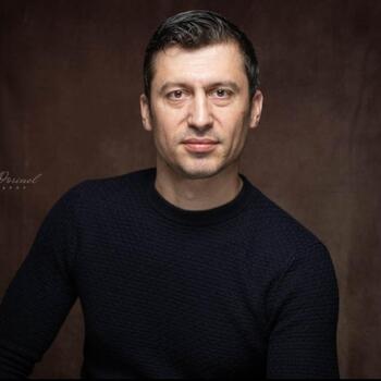  Headshot photographer Dorinel Borcila