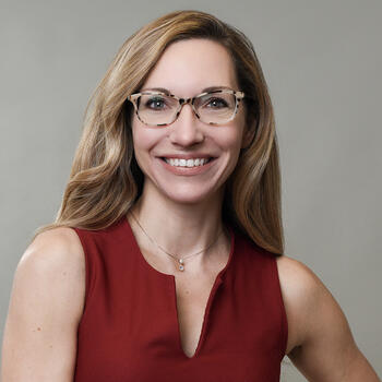 Milton based Headshot photographer Carla Morgado