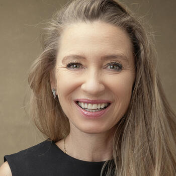 Madrid based Headshot photographer Beata Praska