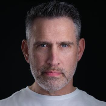 Suffield based Headshot photographer Rob Faber