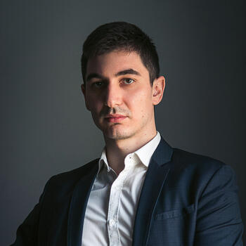 London based Headshot photographer Beniamin Stefan