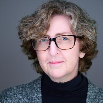 Hebron based Headshot photographer Deborah Heinlen