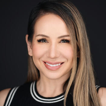 Albuquerque based Headshot photographer Melanie Montoya