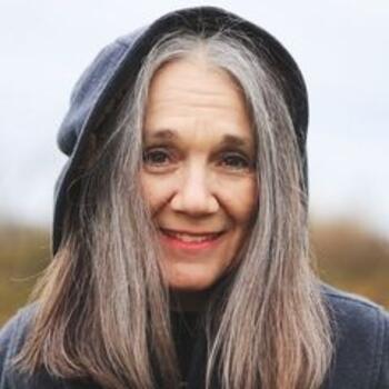 Oxford based Headshot photographer Diana MacKay