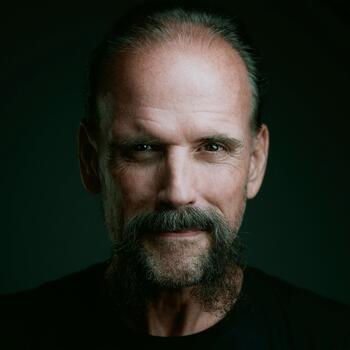  Headshot photographer Maurice Smith-Ziegler