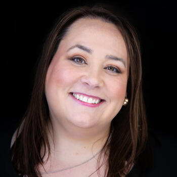 Greenville based Headshot photographer Stephanie Snyder