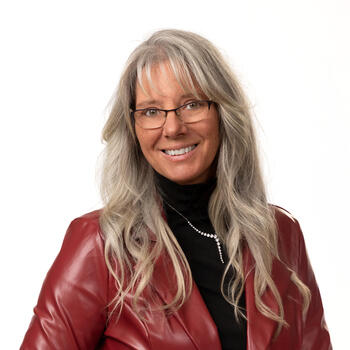 Schofield based Headshot photographer Tiffany Schmitt