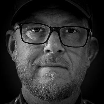 Eastbourne based Headshot photographer Gareth Braillard