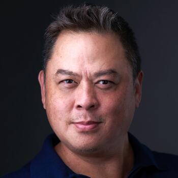 Kitchener based Headshot photographer Sean Lyn