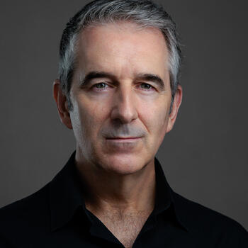  Headshot photographer Jonty .