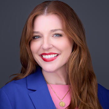 Harrisonburg based Headshot photographer Julia Weaver