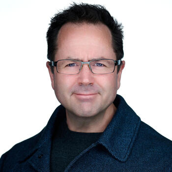 Melbourne based Headshot photographer Nick Schoeffler