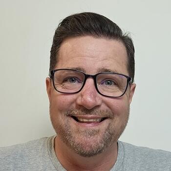 Boehmia  based Headshot photographer Chris Hane