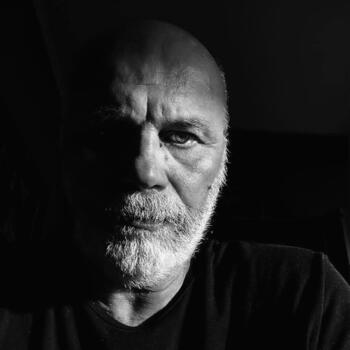 sassari based Headshot photographer Costantino Idini