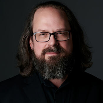 Louisville based Associate headshot photographer Ben Marcum