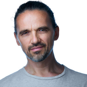 Barcelona based Associate headshot photographer Slava Timoshenko