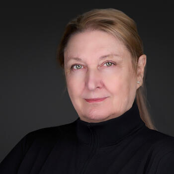 Purcellville based Associate headshot photographer Christy Bell