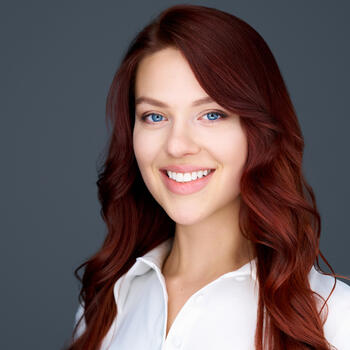 Martinez based Headshot photographer Emily Pinto