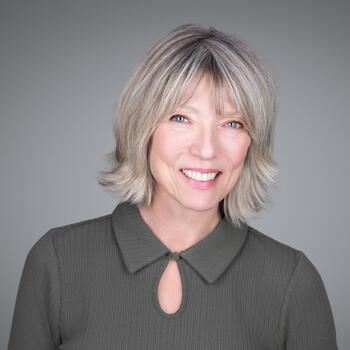 HOLMES based Headshot photographer Laurie Spens