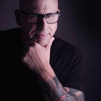 Milton based Headshot photographer Ken Sanford