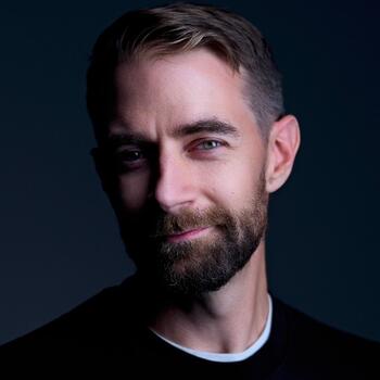 Chicago based Headshot photographer Matt Bero