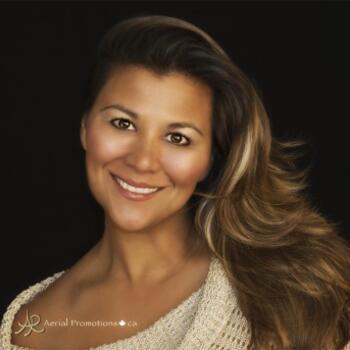 Hamilton (Dundas) based Headshot photographer Robin Leworthy Wilson