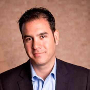 Phoenix based Headshot photographer Everardo Keeme