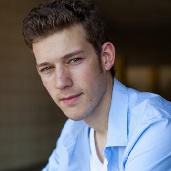 Burbank based Headshot photographer Spencer Broschard