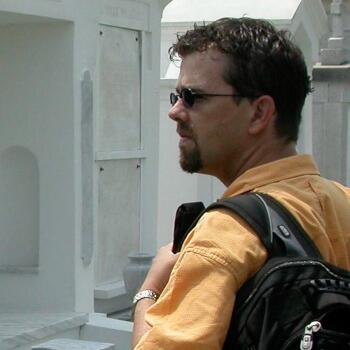 Milton based Headshot photographer Kevin Vagg