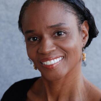 Fayetteville based Headshot photographer Donna Doss